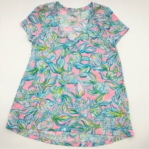 Lilly Pulitzer Etta V-Neck Pelican Pink Off the Scales T-Shirt